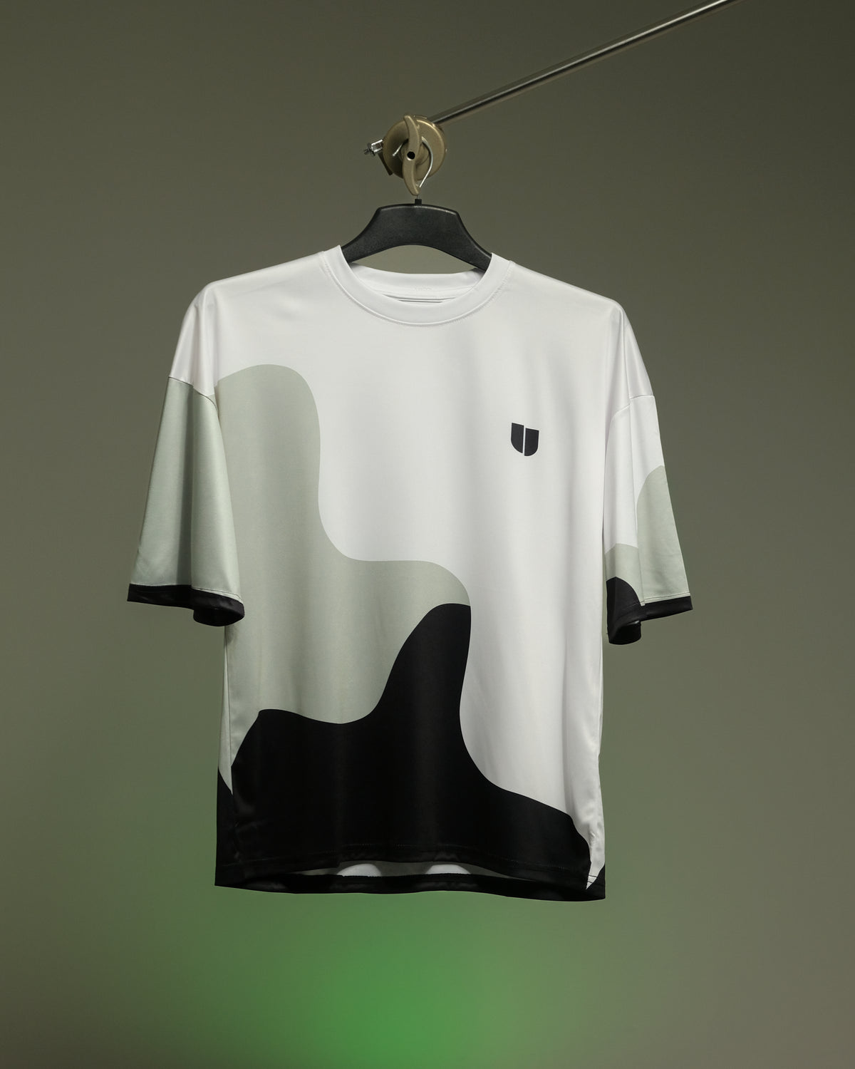 Weavy Paneled Tee — Monochrome