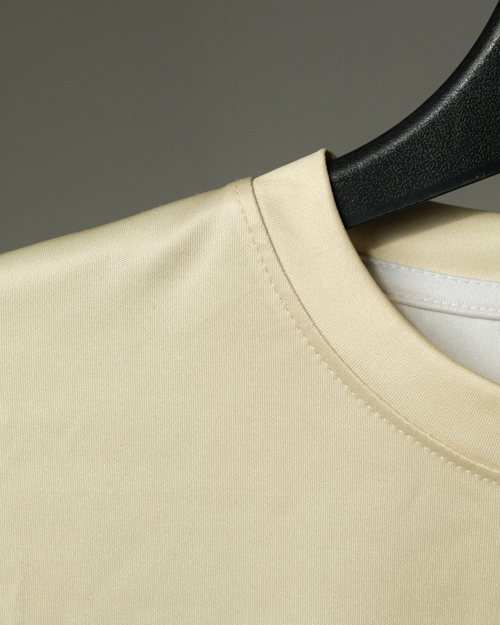 Weavy Paneled Tee — Sage & Pine